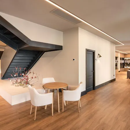 Exe Peregrino Hotel 4*